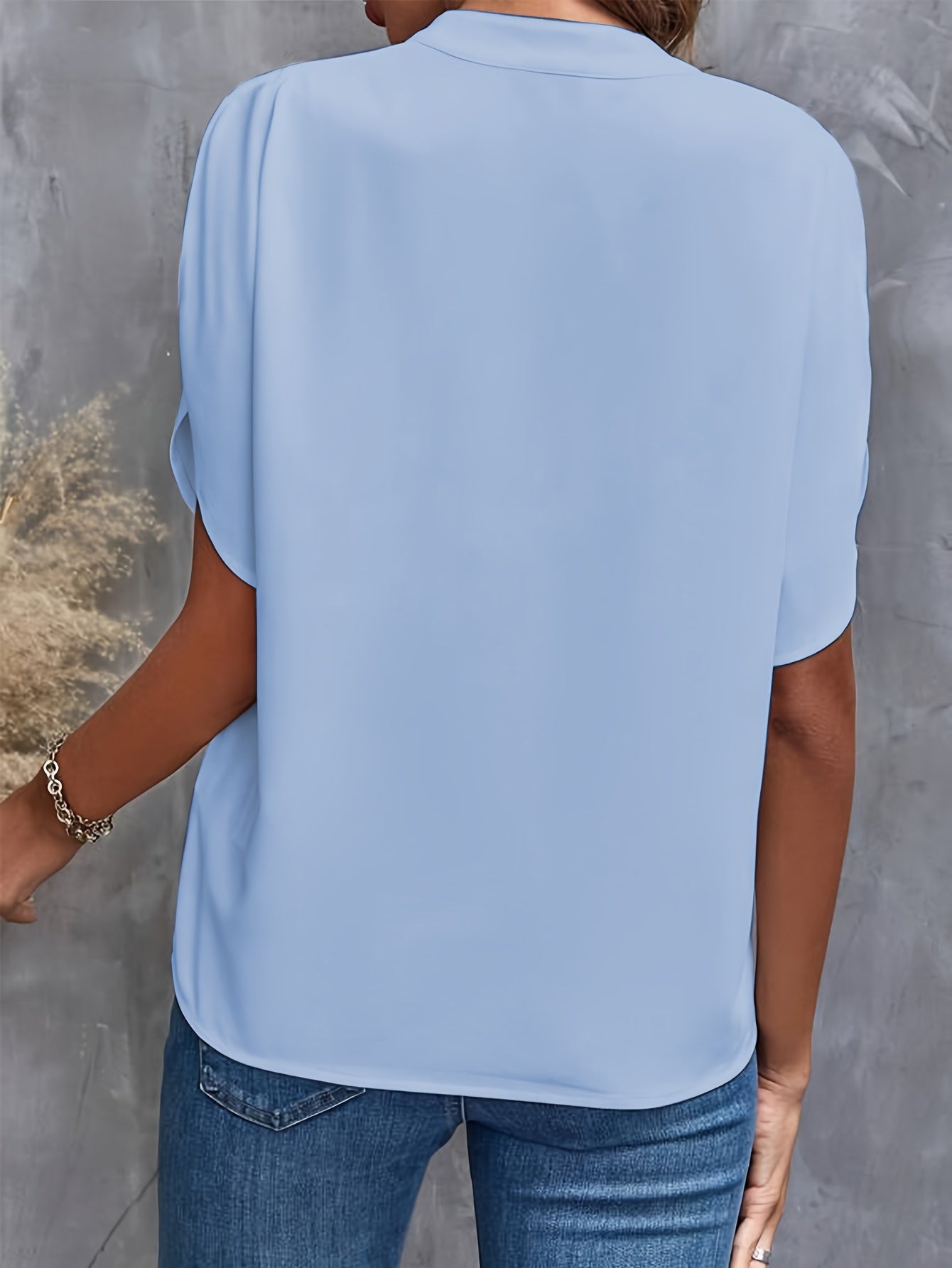 Flora | Chic and Timeless Blouse