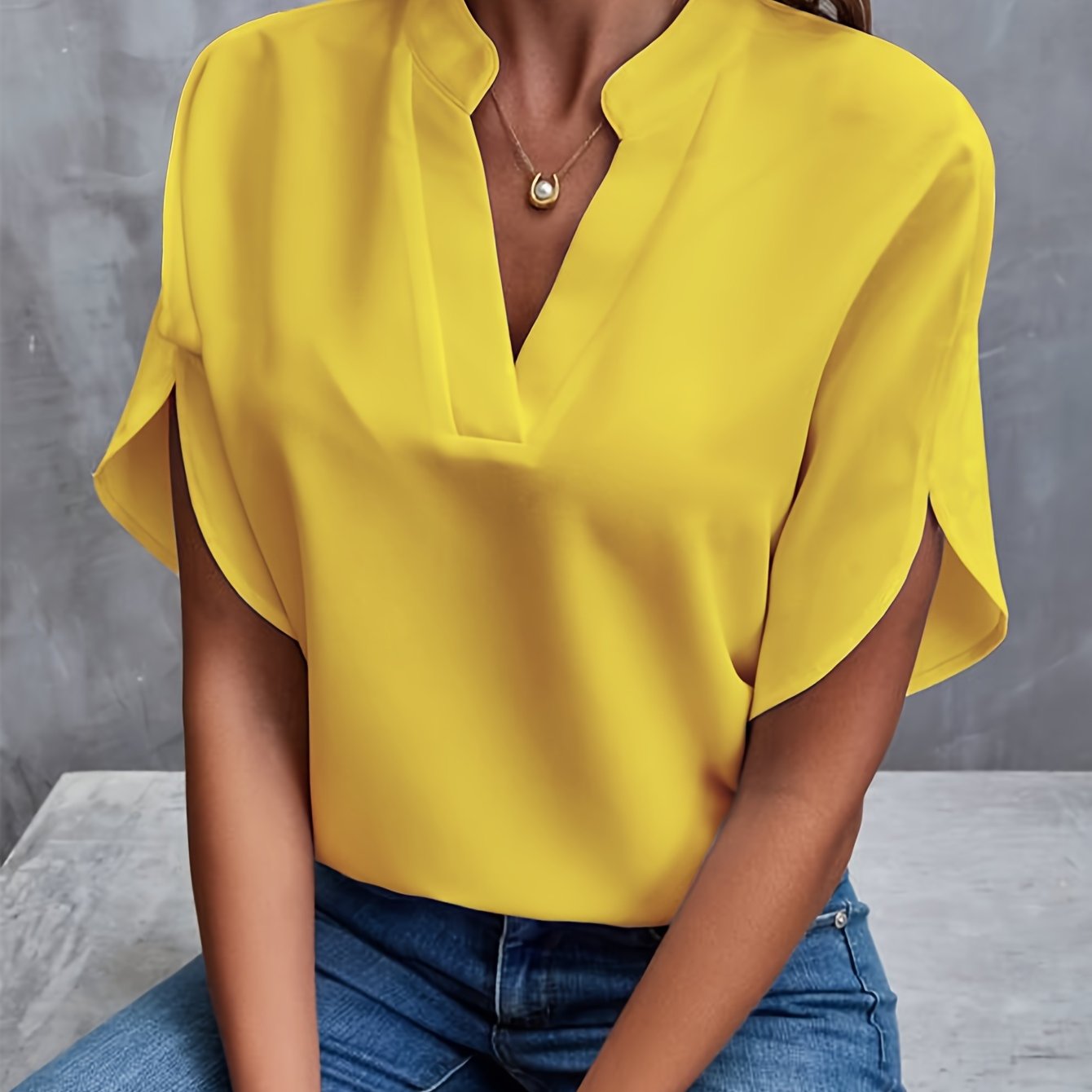 Flora | Chic and Timeless Blouse