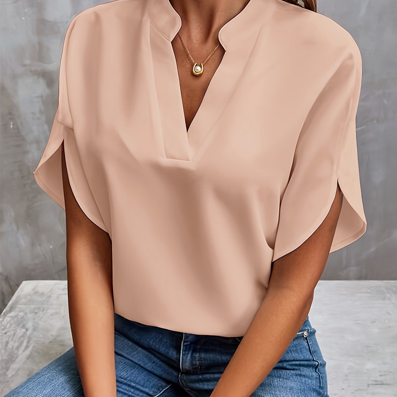 Flora | Chic and Timeless Blouse
